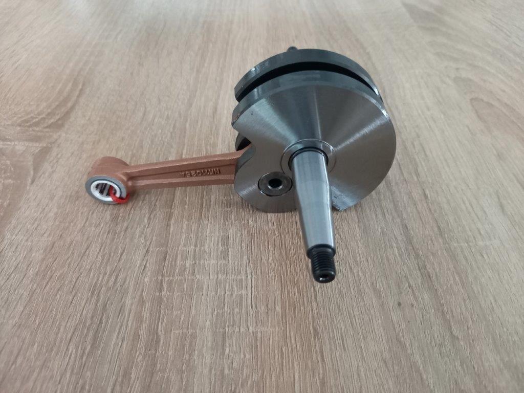 Vorster Zweiradschmiede V 2 VorsterZweiradschmiede  V2 Glatzlef Donnerwerk DieFallensteller www.DieFallensteller.de Die Fallensteller vBBildideen Puch Maxi N S Mofa Moped